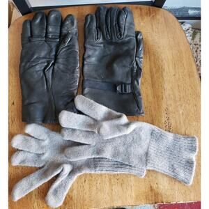 Vintage black 1940s military M-1949 cattlehide leather gloves size 4 +wool liner